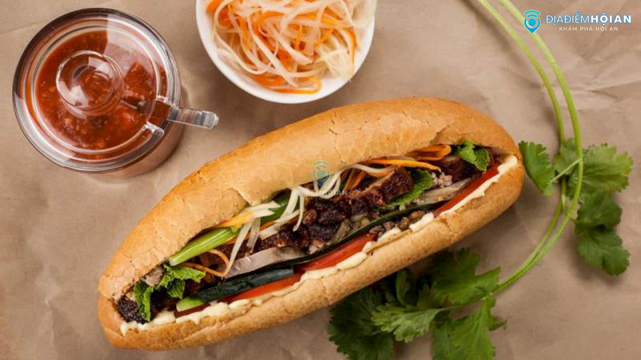 banh-mi-ba-bua-hoi-an